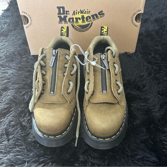 DR MARTENS Woodard Lo Zip green leather Oxfords shoes women’s 7 new - Picture 7 of 8